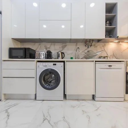 Noble And Luxury House In Lejlighed Lisboa