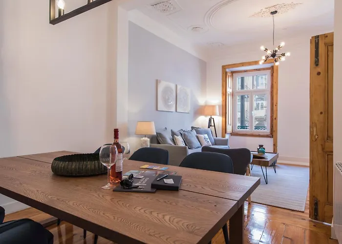 Almirante Noble Apartment - Central Lisbon شقة Lisboa